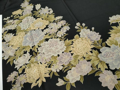 平和屋着物●こむさでもーど・COMME CA DU MODE　振袖　牡丹花文　黒地　洗える着物　CABE2528yc