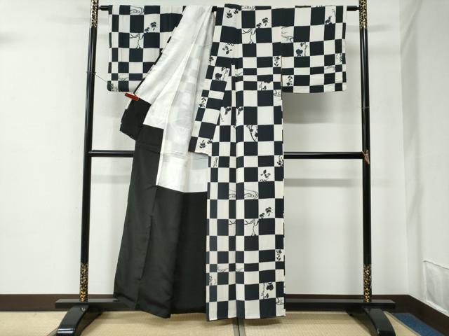 平和屋着物●上質な小紋　型染め　変わり市松　流水　枝花文　正絹　逸品　CABE2549yc