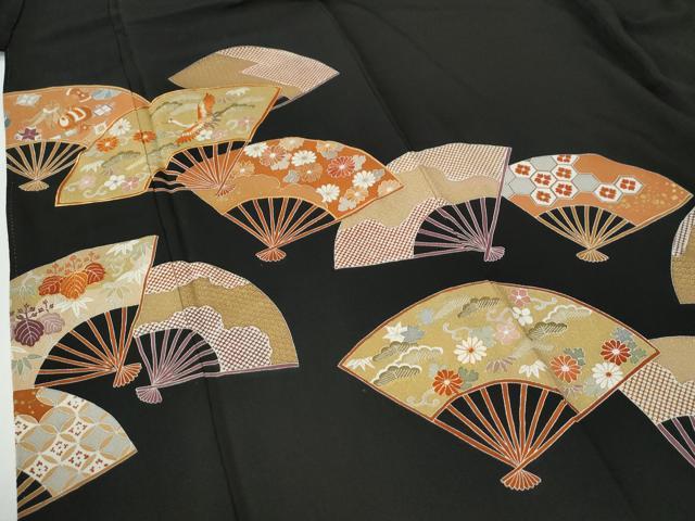 平和屋着物●創業460年・千總　黒留袖　駒刺繍　扇面飛鶴宝尽くし花唐草文　金彩　近鉄百貨店扱い　正絹　逸品　CABE2572yc