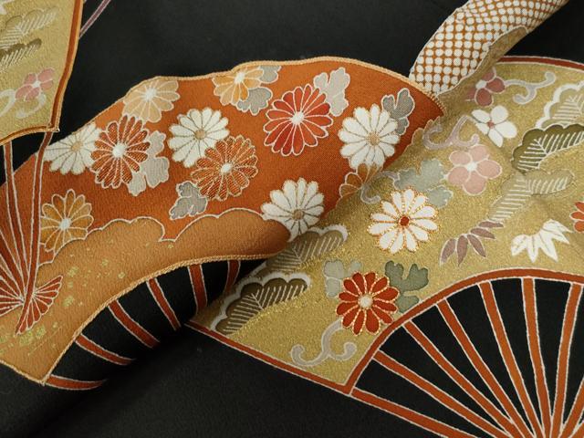 平和屋着物●創業460年・千總　黒留袖　駒刺繍　扇面飛鶴宝尽くし花唐草文　金彩　近鉄百貨店扱い　正絹　逸品　CABE2572yc