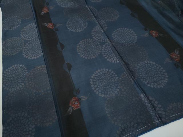平和屋着物●本場大島紬　9マルキ　菊　牡丹　縞　正絹　逸品　未使用　CABE2620yc 平和屋着物○本場大島紬 9マルキ 菊 牡丹 縞 正絹 逸品 未使用 CABE2620yc