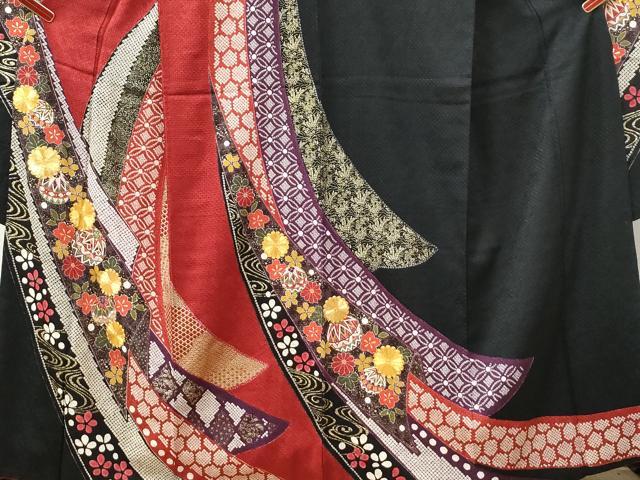 平和屋着物●豪華振袖　駒刺繍　絞り　熨斗吉祥流水毬花文　黒地　金彩　正絹　逸品　CABE2635yc