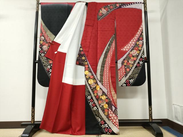 平和屋着物●豪華振袖　駒刺繍　絞り　熨斗吉祥流水毬花文　黒地　金彩　正絹　逸品　CABE2635yc
