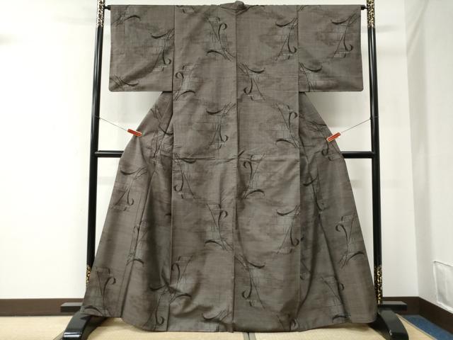 平和屋着物●本場大島紬　9マルキ　唐草文　正絹　逸品　CABE2645yc
