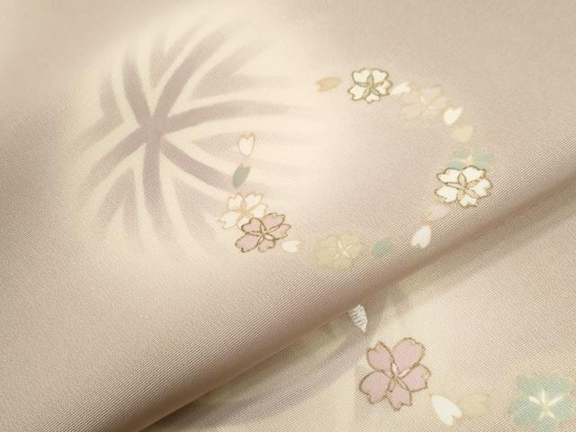 平和屋着物●訪問着　刺繍　毬舞桜文　蛍暈し　金彩　正絹　逸品　CABE2662yc