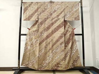 平和屋着物●訪問着　総刺繍　杢目絞り　斜線花松文　金彩　正絹　逸品　CABE2672yc