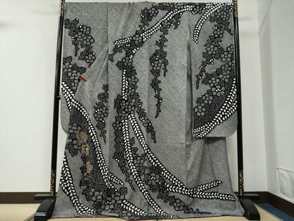 平和屋着物●豪華振袖　総絞り　駒刺繍　草花文　黒地　正絹　逸品　CABE2715yc