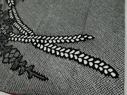 平和屋着物●豪華振袖　総絞り　駒刺繍　草花文　黒地　正絹　逸品　CABE2715yc