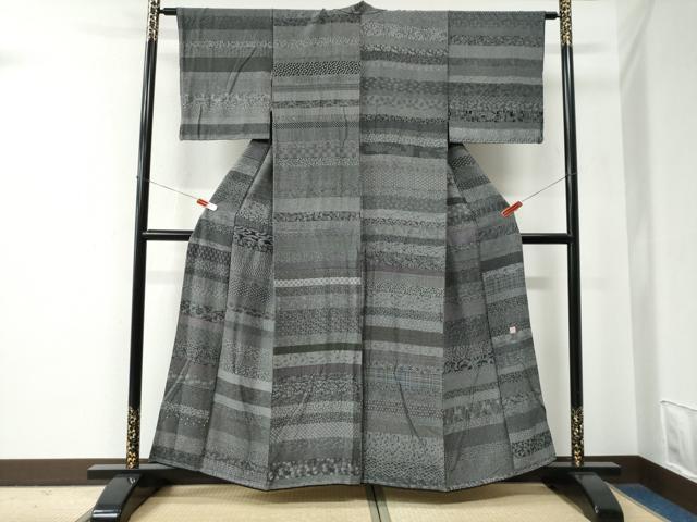 平和屋着物●江戸小紋染工房　小林染芸　小林茂徳　江戸小紋　百柄　横段吉祥花唐草文　黒地　正絹　逸品　未使用　CABE2775yc