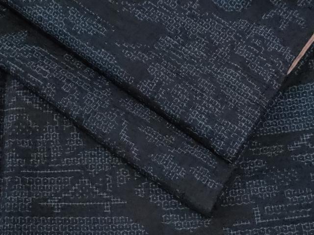 平和屋着物●結城紬　80亀甲　飛び亀甲柄　霞風景文　正絹　逸品　CABE2801yc