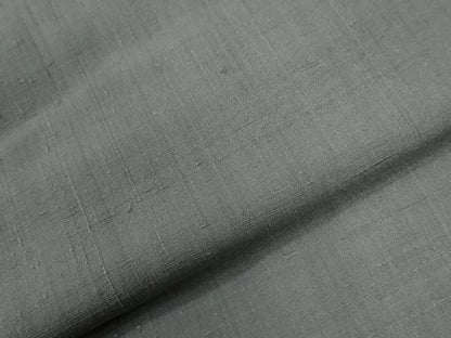 平和屋着物●本場結城紬　重要無形文化財　色無地　鼠色　正絹　逸品　未使用　CABE2810yc