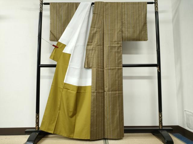平和屋着物●本場大島紬　よろけ縞　大島紬美幸謹製　証紙付き　正絹　逸品　未使用　CABE2823yc
