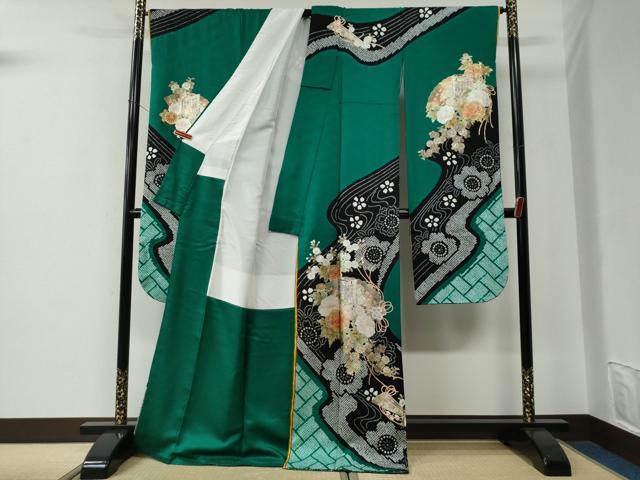 平和屋着物●ブライダルファッションデザイナー・桂由美　振袖　十二単風　檜扇御所車舞桜文　金彩　正絹　逸品　CABE2873yc