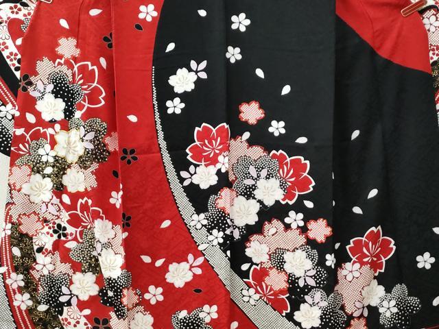平和屋着物●豪華振袖　駒刺繍　舞桜文　金彩　京都きもの友禅扱い　正絹　逸品　CABE2874yc