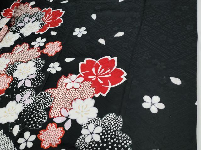 平和屋着物●豪華振袖　駒刺繍　舞桜文　金彩　京都きもの友禅扱い　正絹　逸品　CABE2874yc