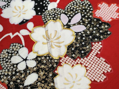 平和屋着物●豪華振袖　駒刺繍　舞桜文　金彩　京都きもの友禅扱い　正絹　逸品　CABE2874yc