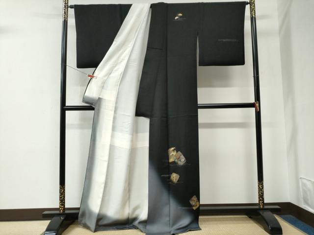 平和屋着物●訪問着　竹屋町刺繍　霞色紙枝花文　暈し染め　黒地　金彩　正絹　逸品　CABE2941yc