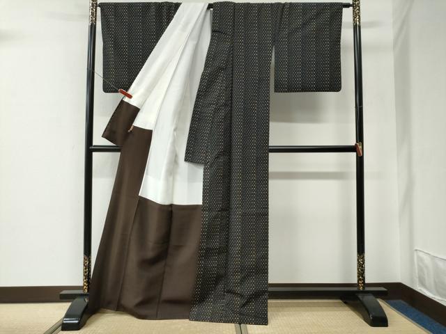 平和屋着物●上質な紬　絣文様　黒地　ますいわ屋扱い　正絹　逸品　CABE2957yc