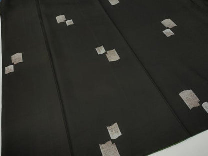 平和屋着物●本場大島紬　9マルキ　泥染め　地空き　瓦文　伊集院理一作　証紙付き　正絹　逸品　CABE2996yc
