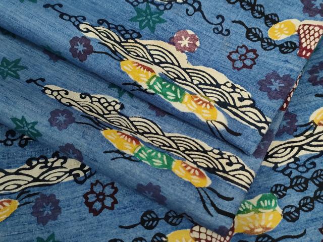 平和屋着物●上質な紬　紅型　竜田川舞桜文　胴抜き仕立て　正絹　逸品　CABE3011yc