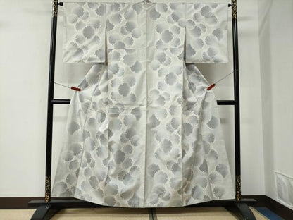 平和屋着物●本場大島紬　白大島　9マルキ　雪輪文　正絹　逸品　CABE3022yc