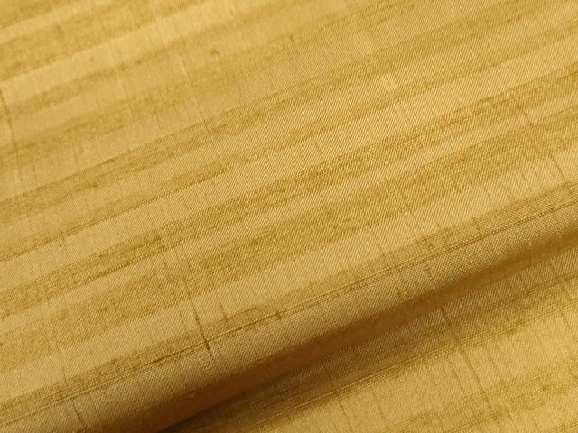 平和屋着物●人間国宝 芹沢圭介一番弟子　下平清人　紬　霞文　黄朽葉色　正絹　逸品　CABE3050yc