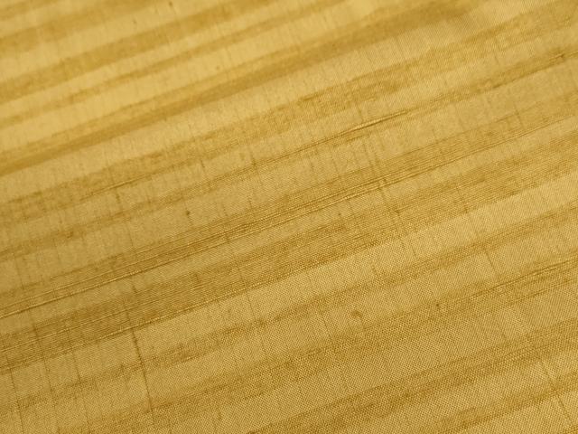 平和屋着物●人間国宝 芹沢圭介一番弟子　下平清人　紬　霞文　黄朽葉色　正絹　逸品　CABE3050yc