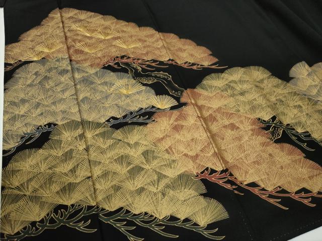 平和屋着物●豪華黒留袖　駒刺繍　松葉文　金彩　正絹　逸品　CABE3067yc
