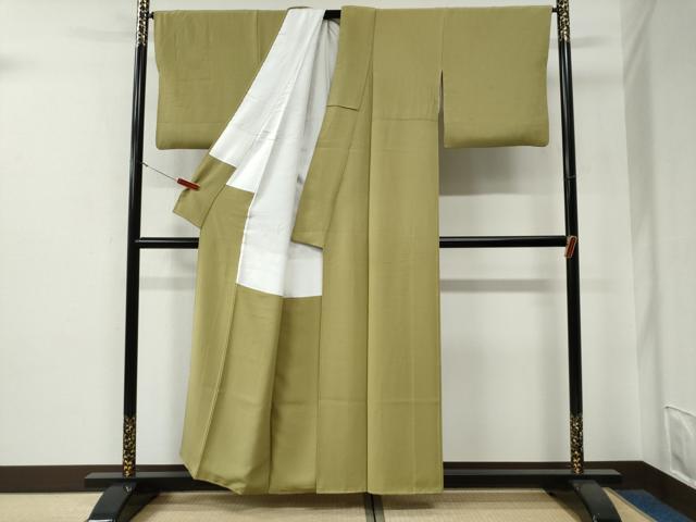 平和屋着物●上質な色無地　抹茶色　正絹　逸品　CABE3085yc