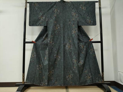 平和屋着物●本場大島紬　9マルキ　花蝶文　正絹　逸品　未使用　CABE3137yc
