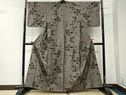 平和屋着物●本場大島紬　9マルキ　花唐草文　やまと誂製　正絹　逸品　CABE3139yc