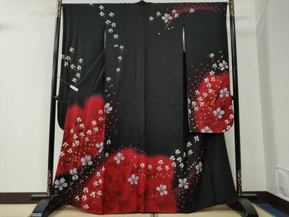 平和屋着物●豪華振袖　牡丹舞花文　ラメ糸　黒地　銀通し地　正絹　逸品　CABE3152yc