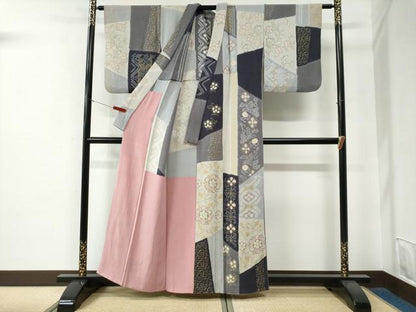 平和屋着物●上質な小紋　胴抜き仕立て　駒刺繍　絞り　吉祥花唐草文　金彩　鬼しぼ縮緬　正絹　逸品　CABE3167yc