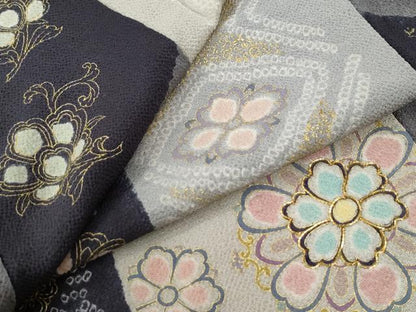 平和屋着物●上質な小紋　胴抜き仕立て　駒刺繍　絞り　吉祥花唐草文　金彩　鬼しぼ縮緬　正絹　逸品　CABE3167yc