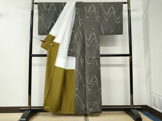 平和屋着物●上質な紬　よろけ縞　まるやま扱い　正絹　逸品　CABE3187yc