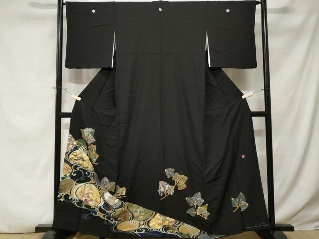 平和屋着物■豪華黒留袖　作家物　刺繍　松竹梅　枝松葉文　暈し染め　金彩　正絹　逸品　CABE3289ev