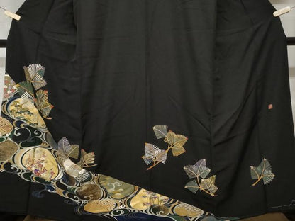 平和屋着物■豪華黒留袖　作家物　刺繍　松竹梅　枝松葉文　暈し染め　金彩　正絹　逸品　CABE3289ev