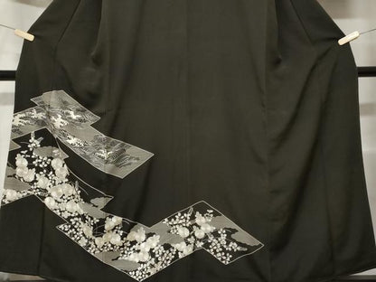 平和屋着物■豪華黒留袖 駒刺繍 立波草花文 銀彩 正絹 逸品 CABE3428ev