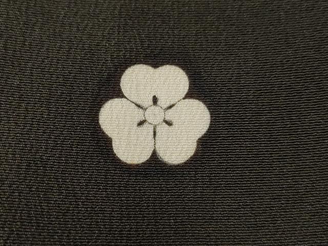 平和屋着物■豪華黒留袖 駒刺繍 立波草花文 銀彩 正絹 逸品 CABE3428ev