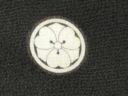 平和屋着物■豪華黒留袖　駒刺繍　流水飛鶴枝松文　暈し染め　金銀彩　正絹　逸品　CABE3851dy