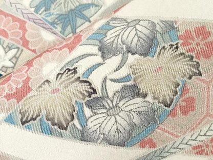 平和屋着物■豪華黒留袖　手描き　駒刺繍　絵巻尾長鳥花文　金彩　正絹　逸品　CABE3853dy