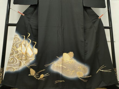 平和屋着物■豪華黒留袖 駒刺繍 流水休み鳥松文 松ぼっくり 暈し染め 金彩 正絹 逸品 CABE4094ou