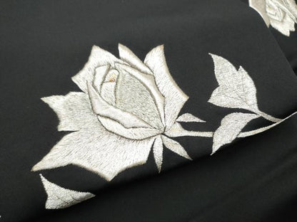 平和屋着物●塩瀬　九寸名古屋帯　総刺繍　枝花文　黒地　金銀糸　正絹　逸品　CABE4552hy
