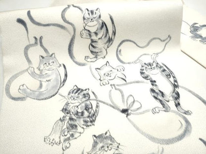平和屋着物●九寸名古屋帯　手描き　猫　瓢箪　銀通し地　正絹　逸品　CABE4694hy
