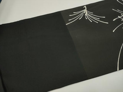 平和屋着物●塩瀬　九寸名古屋帯　ろうけつ染　松葉文　黒地　正絹　逸品　CABE4707hy