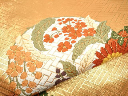 平和屋着物●西陣　河合美術織物謹製　六通柄袋帯　唐織　草花丸文　金糸　正絹　逸品　CABE4733hy