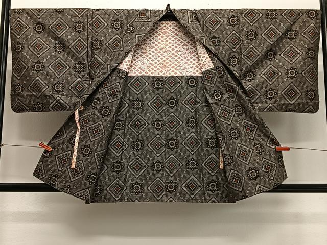 平和屋着物∞道中着　本場大島紬　龍郷絣　正絹　逸品　CABE4813ua