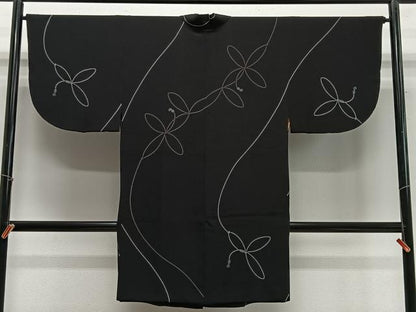 平和屋着物∞道中着　舞蝶紐文　黒地　ロング丈　正絹　逸品　CABE4817ua