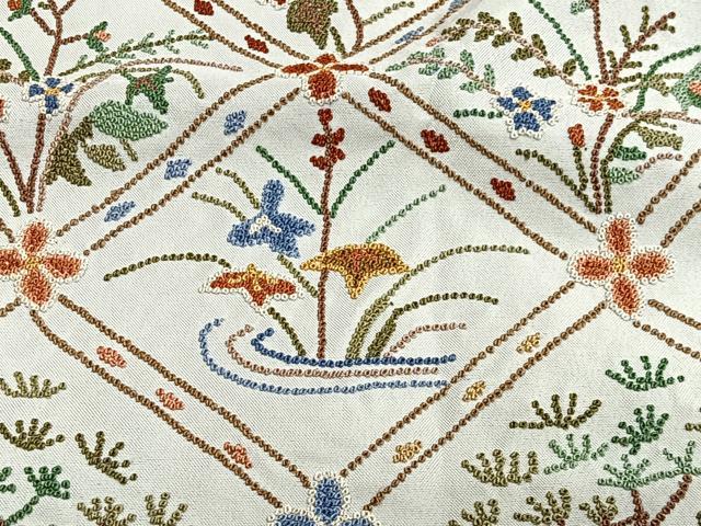 平和屋着物∞中国三大刺繍　相良刺繍　総刺繍　袖無し羽織　格子花文　正絹　逸品　CABE4847ua