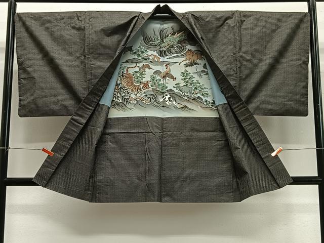 平和屋着物∞男性　羽織　本場大島紬　100亀甲　総詰め　龍　虎　猿　正絹　逸品　CABE4848ua